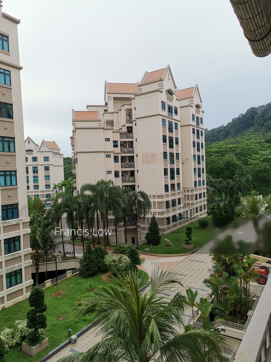 Hume Park I (D21), Condominium #204290911
